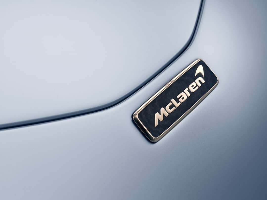 Новая эмблема автомобиля Макларен