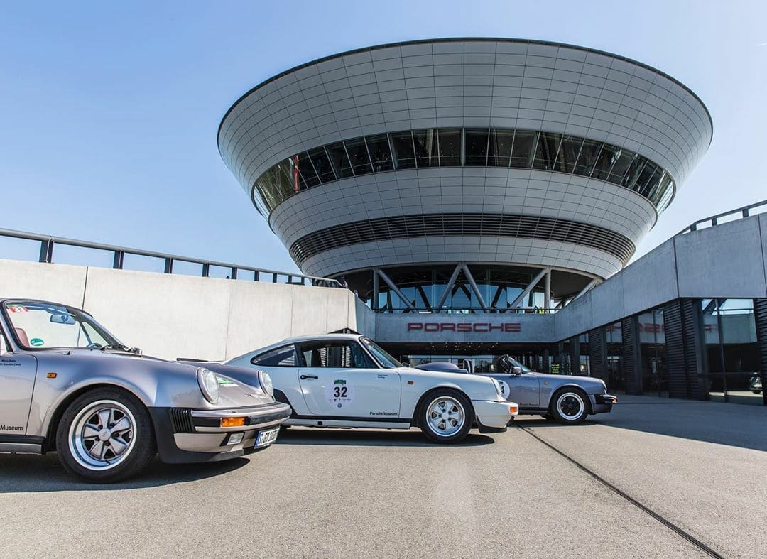 Геральдика в логотипе Porsche, музей автомобилей Порше