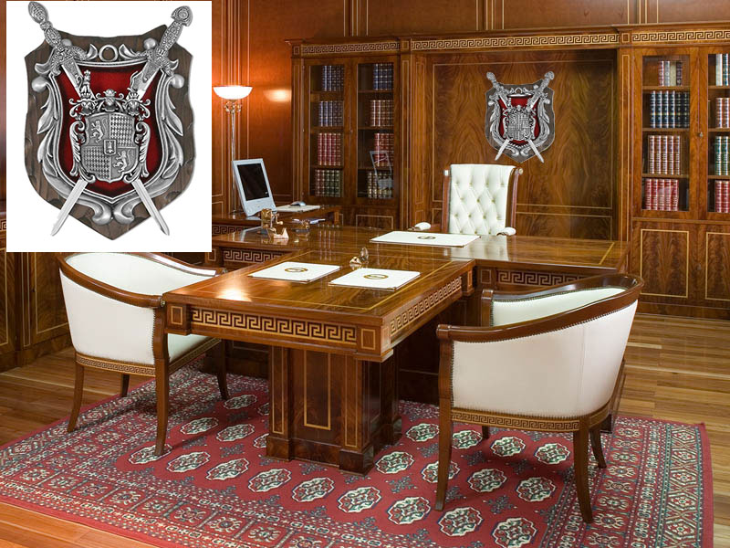 металлические гербы в интерьере кабинета руководителя
